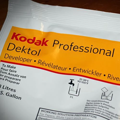 Darkroom Supplies - Kodak Dektol Paper Developer (1 Gallon) 3 Darkroom Supplies - Kodak Dektol Paper Developer (1 Gallon)