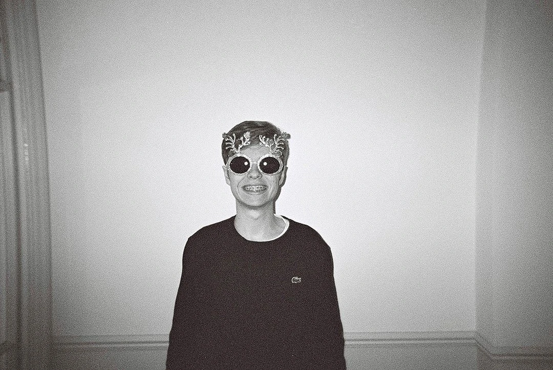 35mm Film Camera - Dubble SHOW Point & Shoot (Pink) 6 35mm Film Camera - Dubble SHOW Point & Shoot (Pink) - Image 5